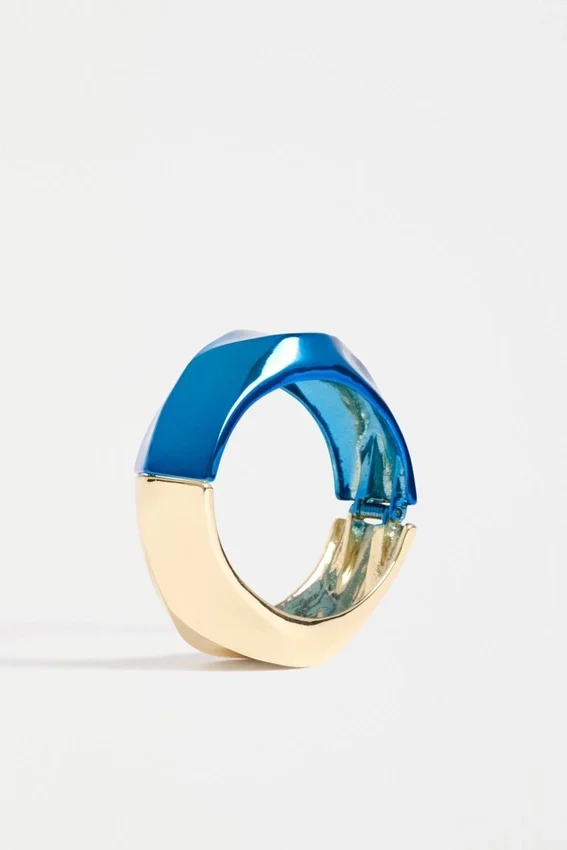 Itva Wide Cuff Bangle Itva Wide Cuff Bangle