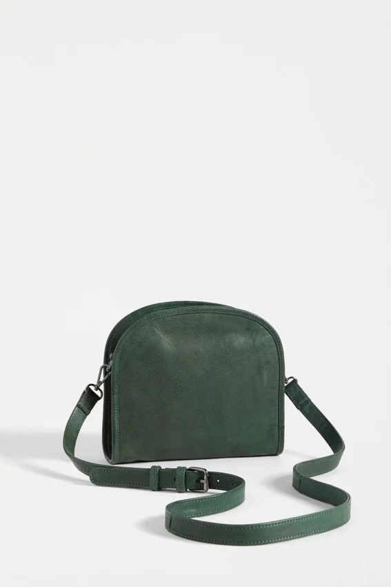 Kurva Crossbody Bag Kurva Crossbody Bag