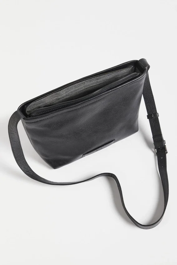 Lomi Crossbody Bag Lomi Crossbody Bag