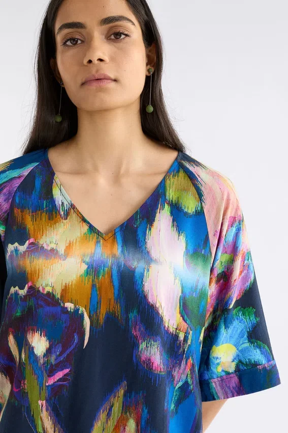 Moda V Neck Top Moda V Neck Top